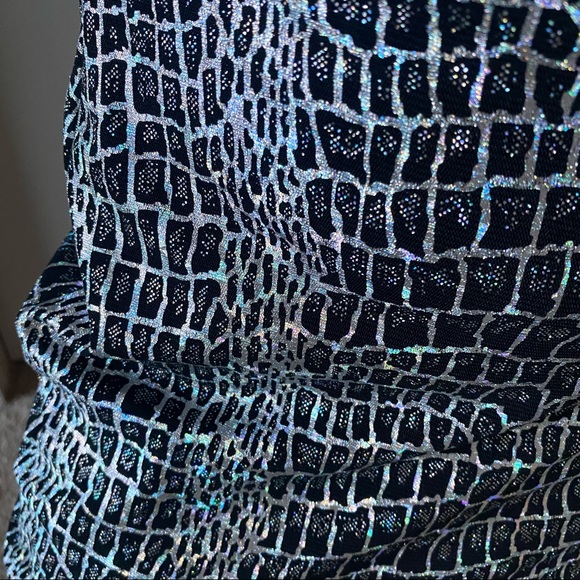 Take the Heat Bodycon Dress - Picture 4 of 4